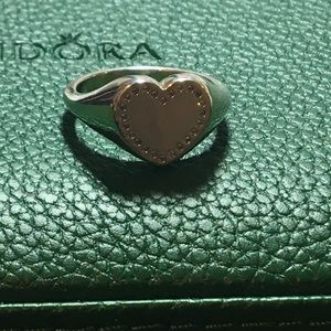 Pandora Heart Signet Ring, Clear CZ Size 54 Size 7